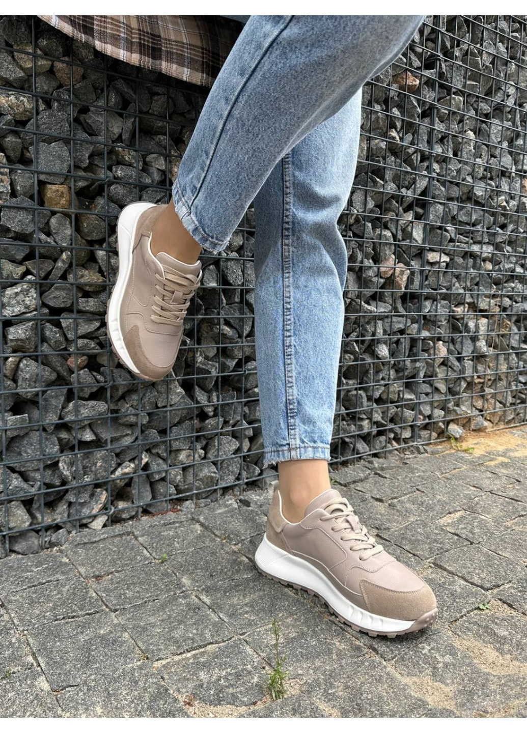 Женские кожаные кроссовки 41 VZUTIK бежевые демисезоны (262376516)