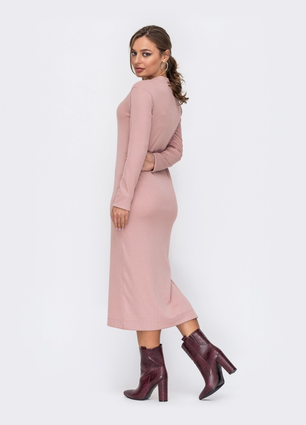Розовое розовое платье прямого кроя с v-образным вырезом Dressa