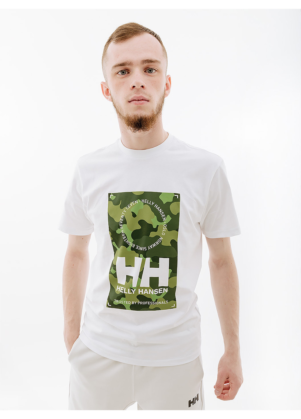 Белая мужская футболка ove cotton t-shirt белый Helly Hansen