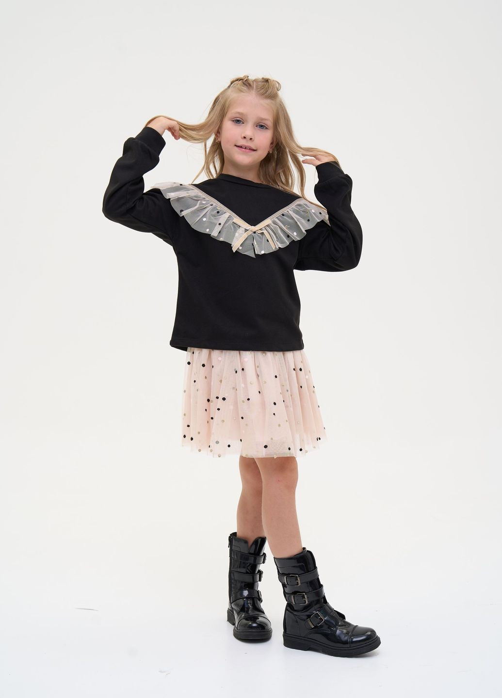 Yumster стильный свитшот со вставкой из фатина однотонный черный кэжуал полиэстер