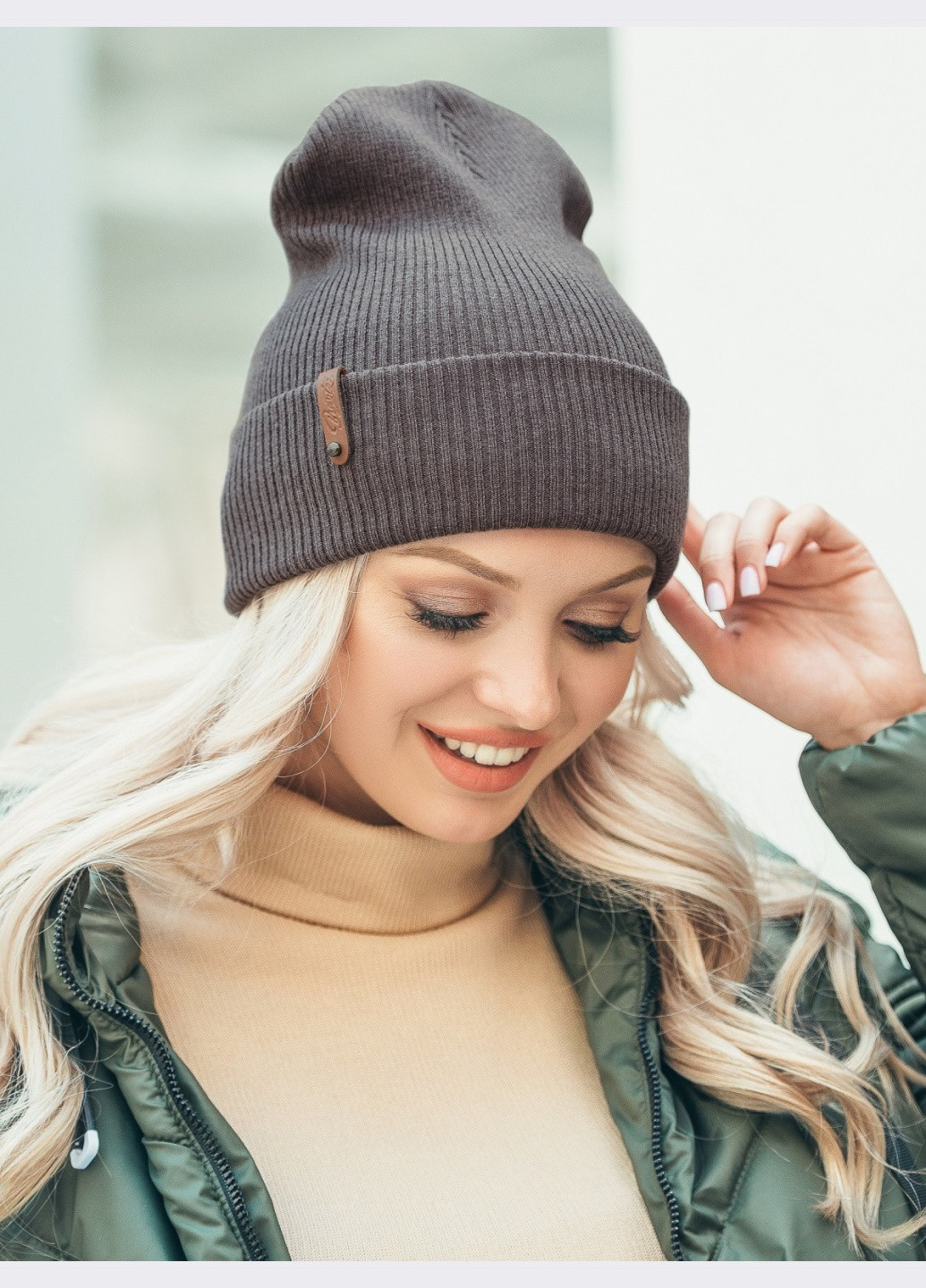 коричнева демісезонна шапка з відворотом Dressa (262448056)