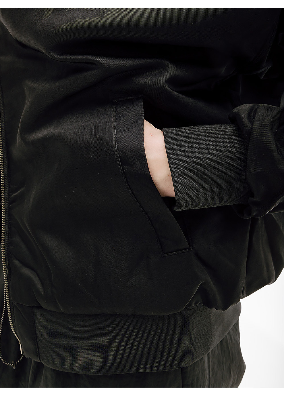 Чорна демісезонна жіноча куртка w nsw vrsty bmbr jkt чорний Nike
