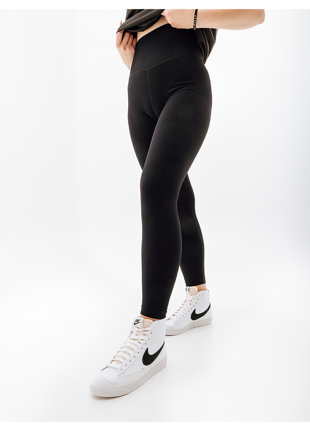 Жіночі Легінси HELY HANSEN W ALLURE SEAMLESS LEGGINGS Чорний Helly Hansen (262451009)