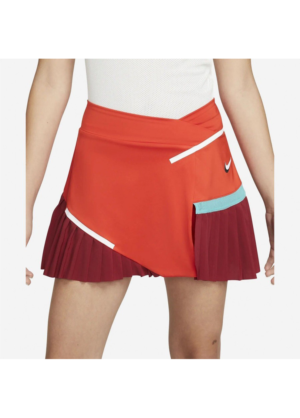 Разноцветная спортивная однотонная юбка Nike