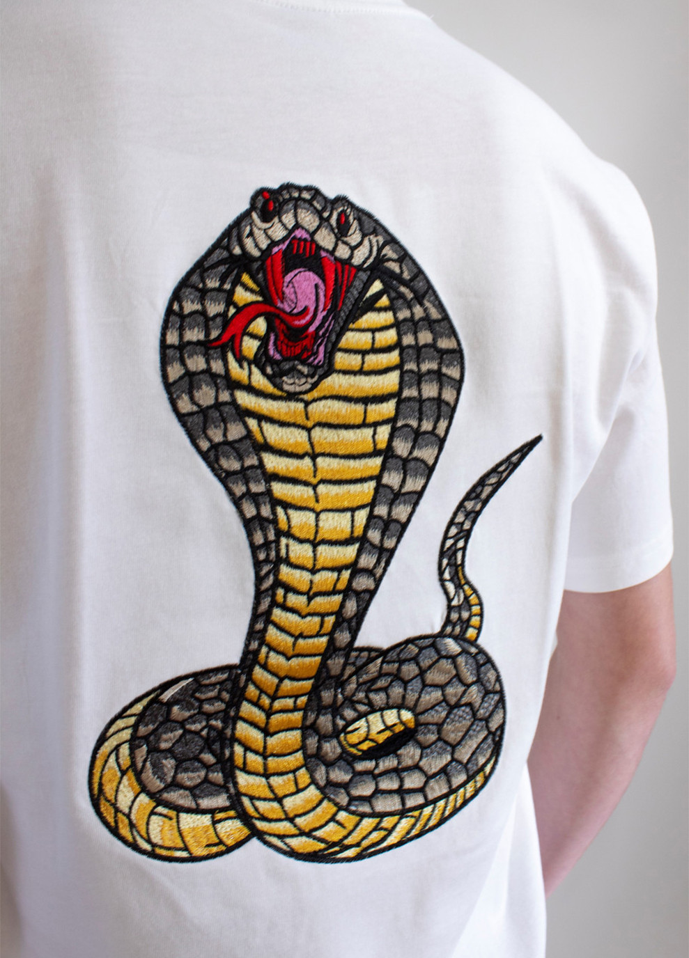 Комбинированная мужская футболка jealous cobra white животные принты No Brand