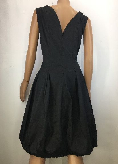 Черное коктейльное платье баллон Frank Lyman однотонное