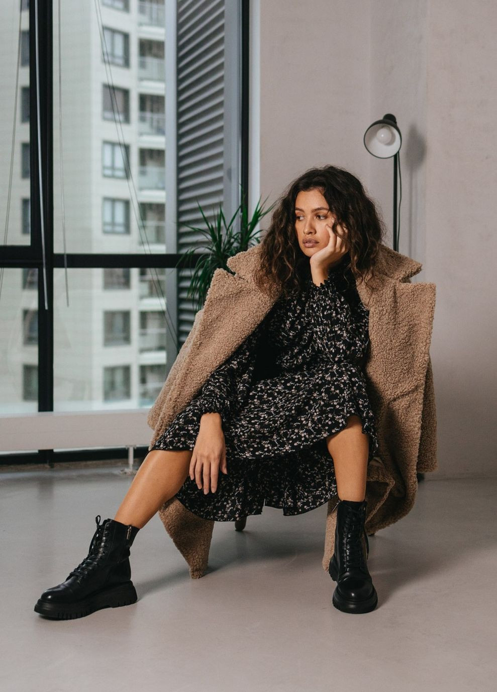 Кофейное зимнее Пальто-шуба Liton