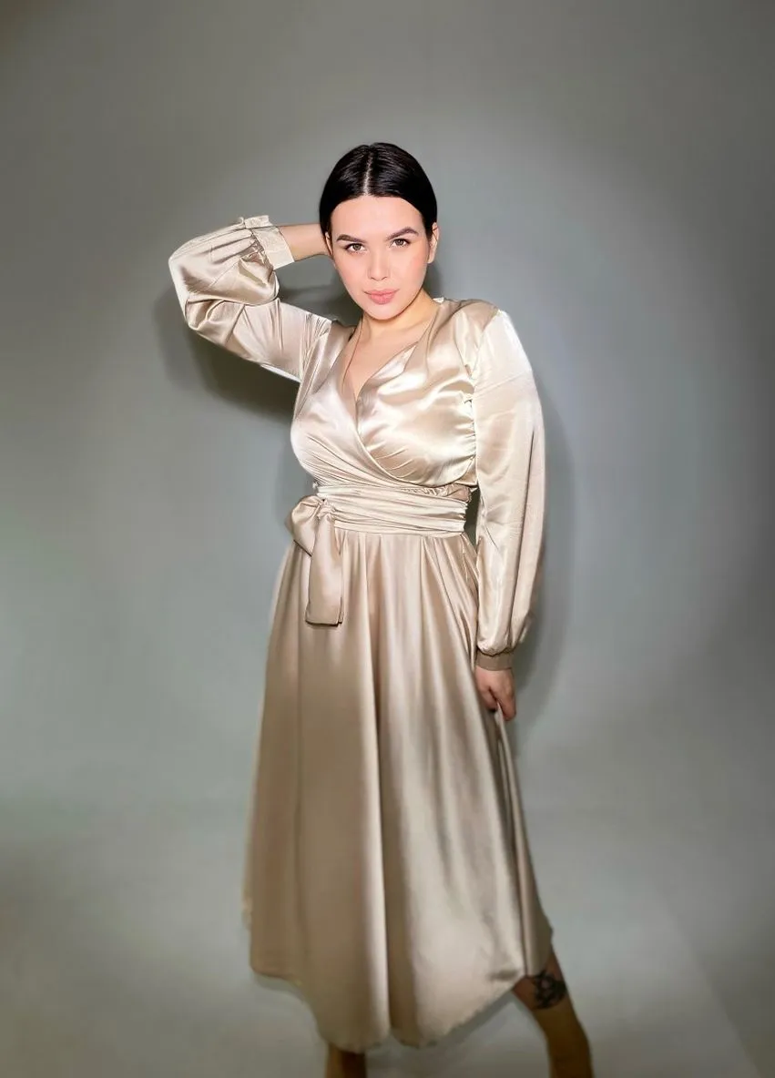 Бежева вечірня плаття а-силует, на запах, з спідницею-сонце JadFashion однотонна