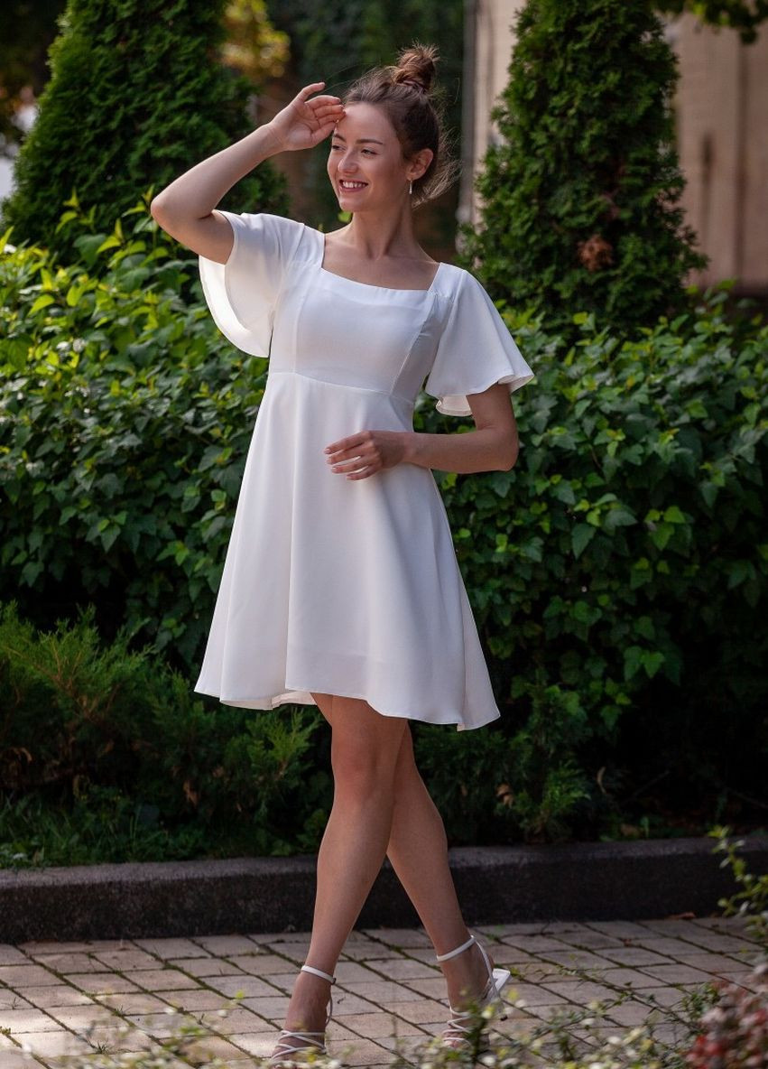 Белое вечернее платье а-силуэт Veles однотонное