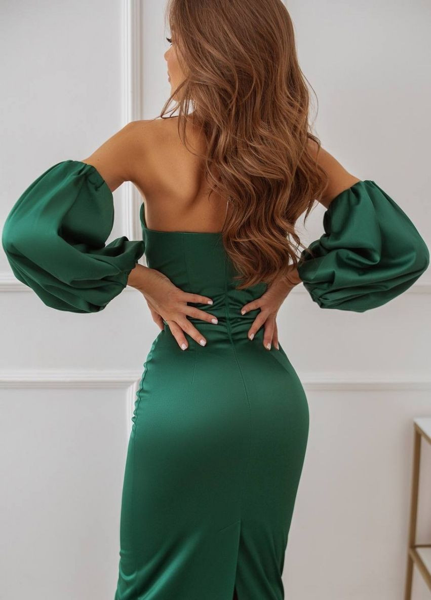 Зеленое вечернее платье футляр, на запах First Woman однотонное