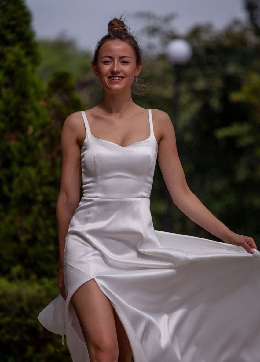 Белое вечернее платье с юбкой-солнце Vintage однотонное