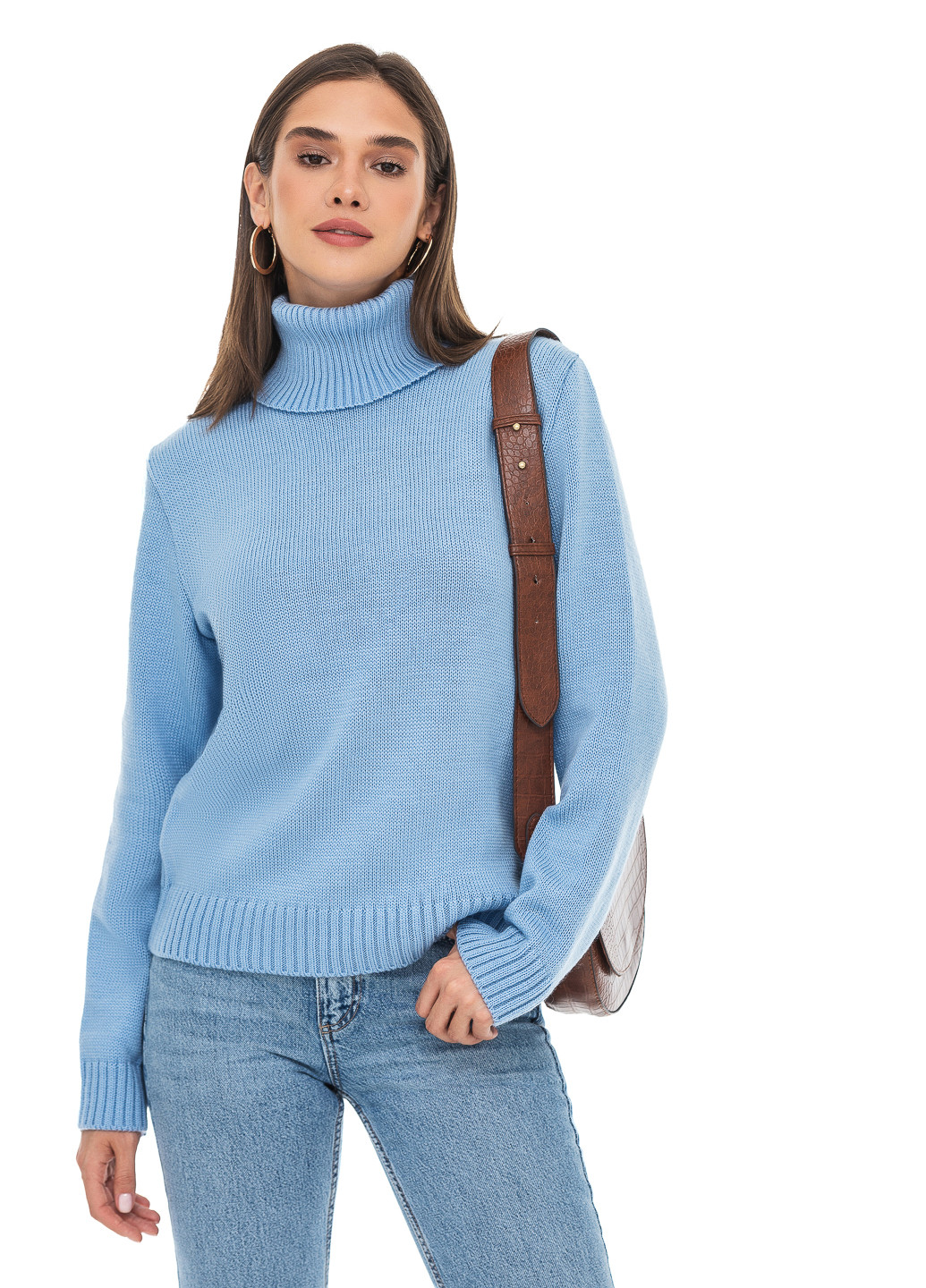 Блакитний зимовий класичний жіночий светр SVTR