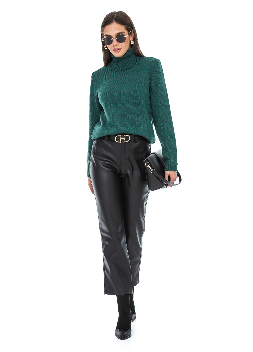 Темно-зеленый зимний классический женский свитер SVTR