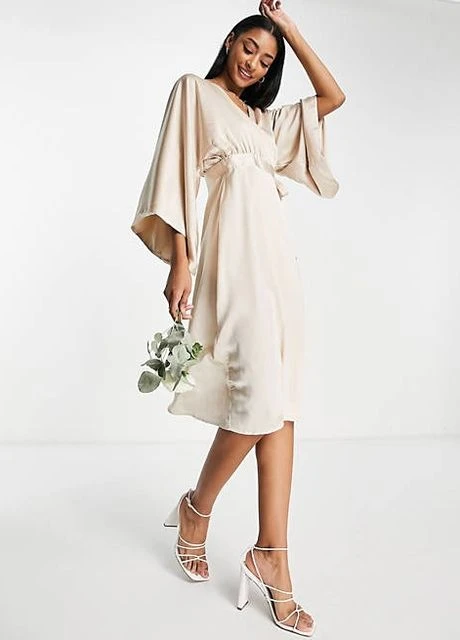 Бежева сукня Asos