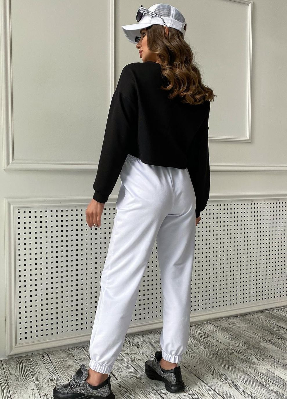 Белые повседневный демисезонные брюки Liton