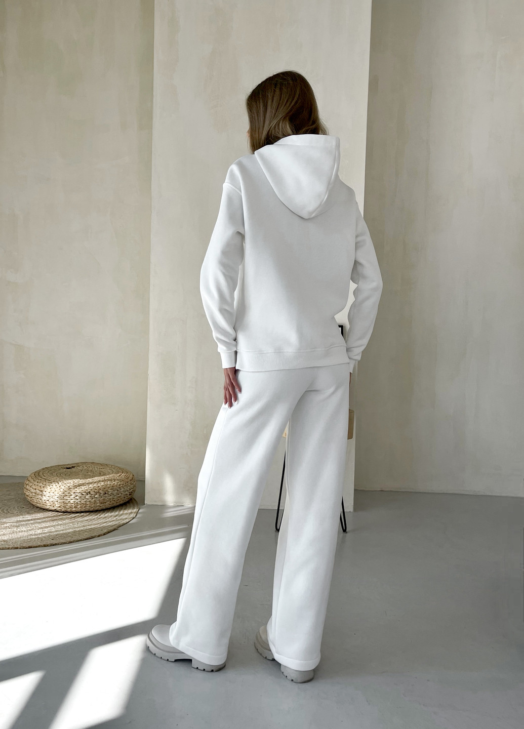 Теплый костюм на флисе с широкими штанами и худи белый 100001067 Merlini тулон (263058926)