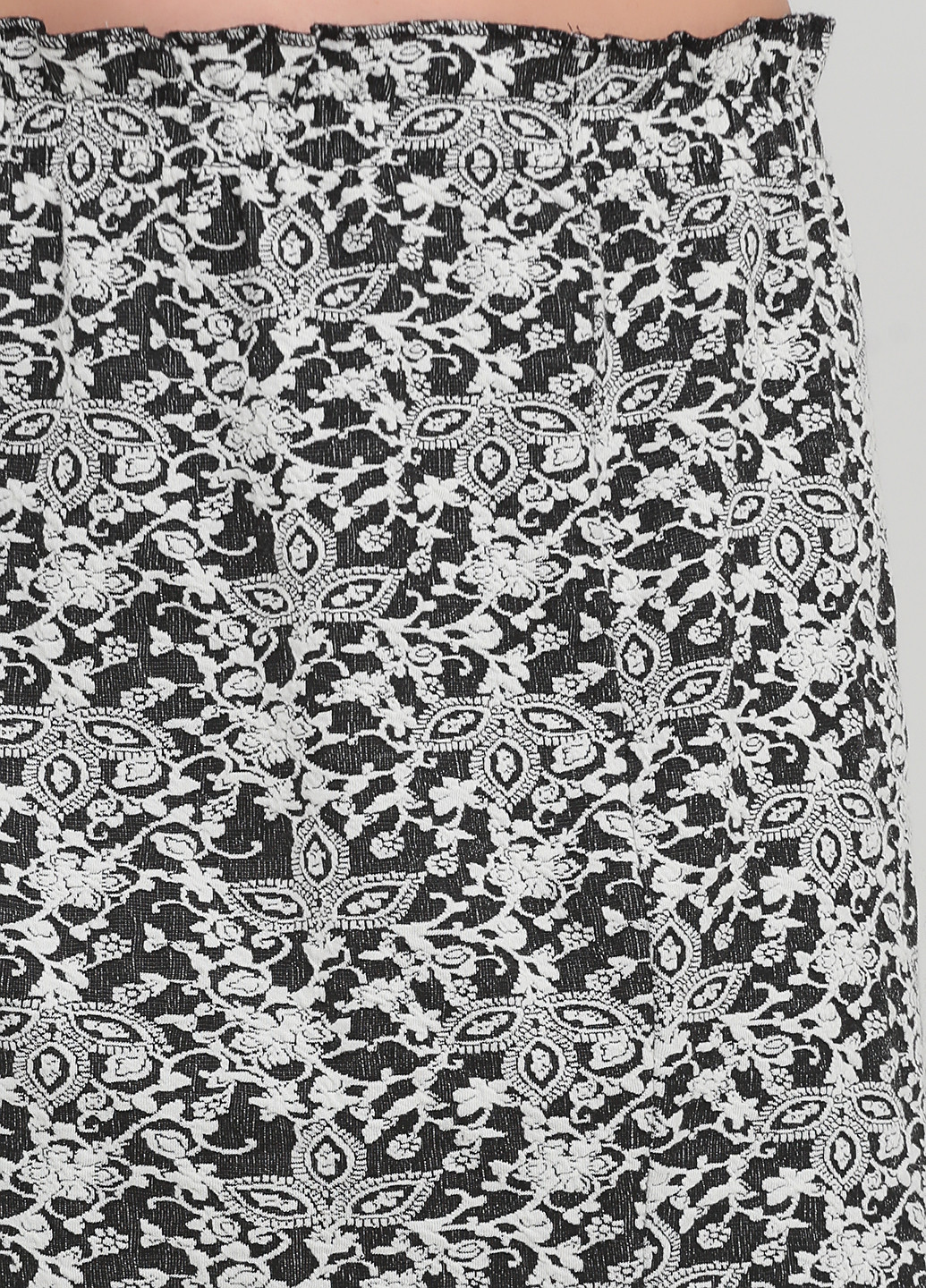 Черно-белая кэжуал цветочной расцветки юбка C&A