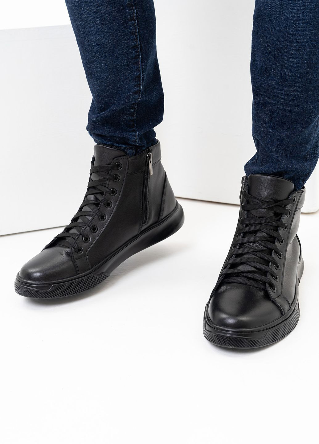 Черные осенние ботинки мужские хайкеры ISSA PLUS