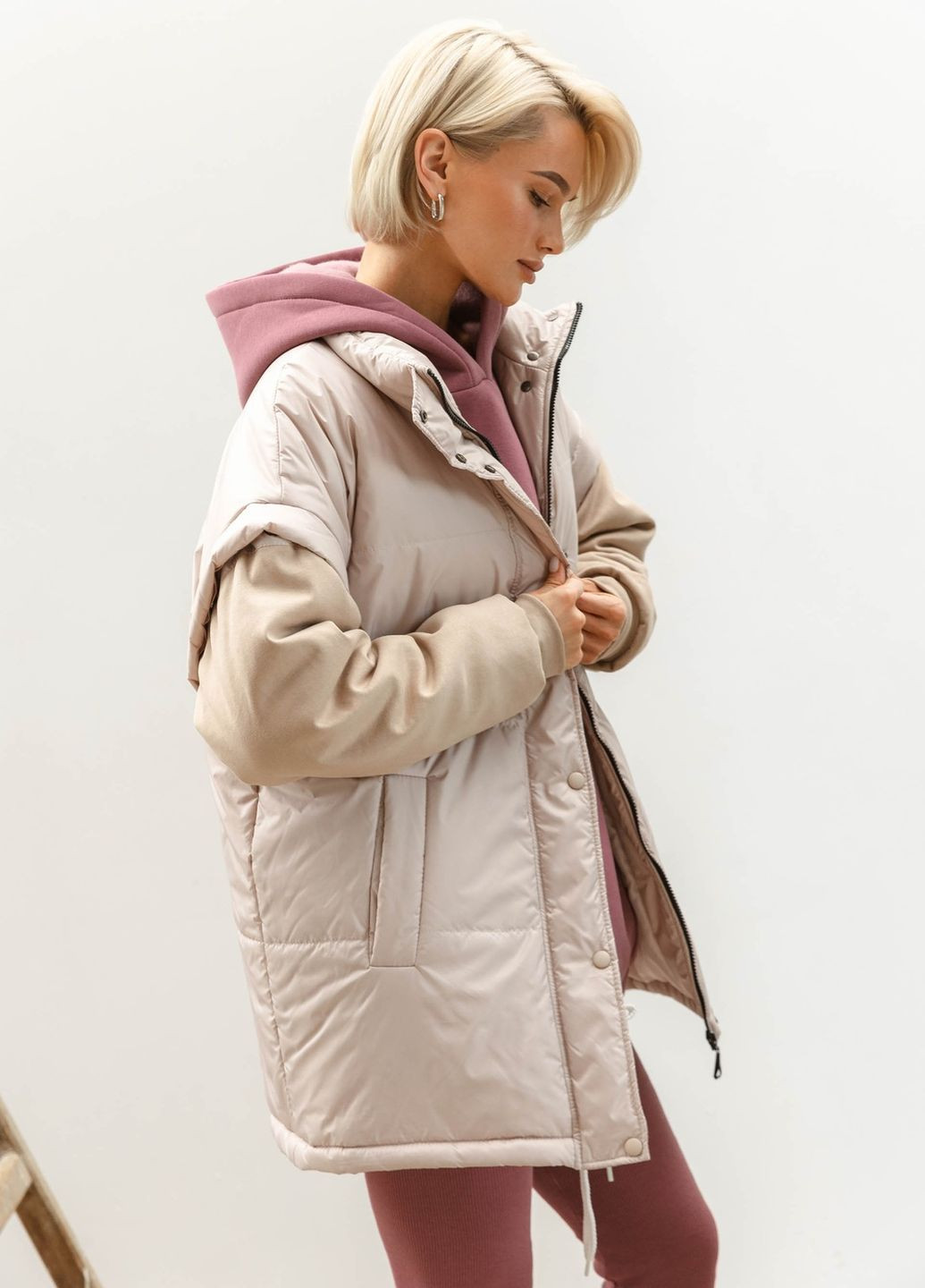 Бежевая зимняя куртка-жилет Liton