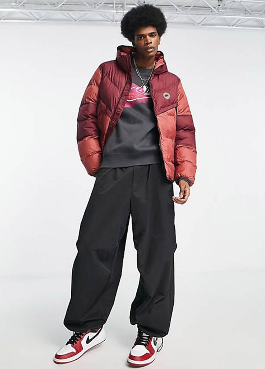 Темно-червона зимня куртка Nike зимова 119206236 brown basal