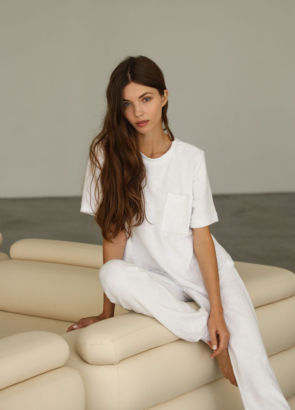 Біла всесезон комплект жіночий махровий футболка зі штаними футболка + штани German Volf