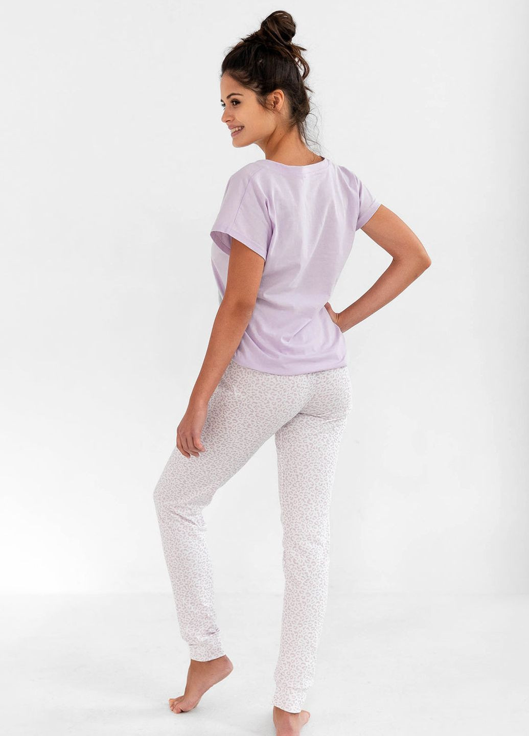 Сиреневая всесезон хлопковая пижама футболка + брюки Sensis Raquel violet