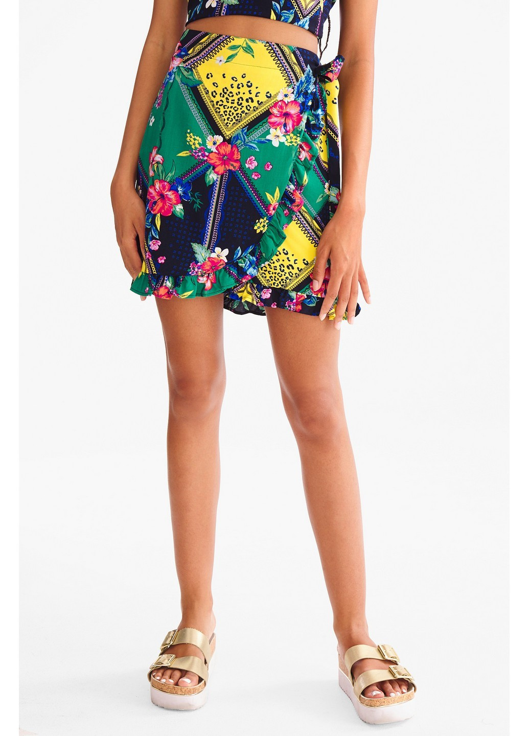 Разноцветная с рисунком юбка C&A