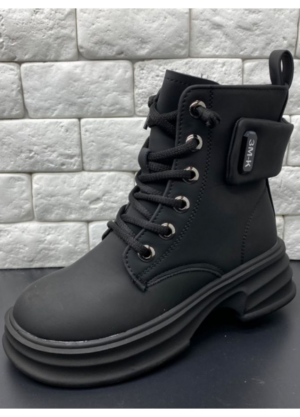 Черные зимние зимние ботинки на овчине cn40378-0 Jong Golf