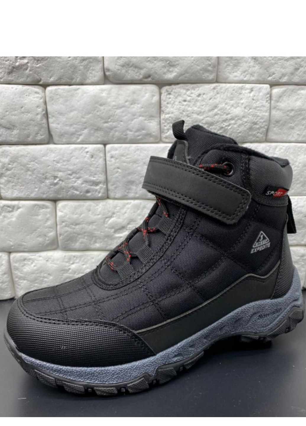 Черные зимние зимние ботинки на овчине cn40294-0 Jong Golf