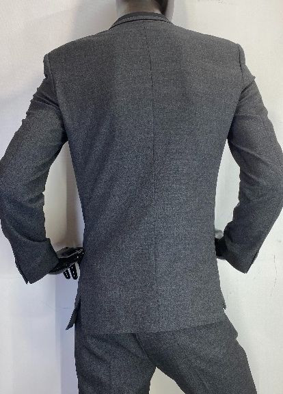 Темно-серый демисезонный костюм классический брючный Givenchy 16S1242009