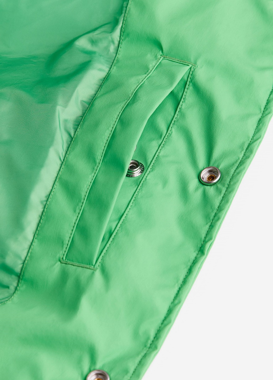 Зеленая зимняя куртка H&M
