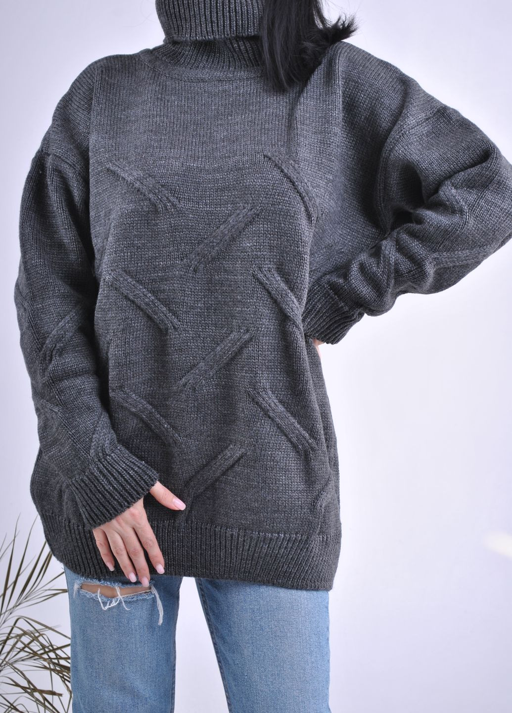 Темно-сірий зимовий подовжений светр Berta Lucci