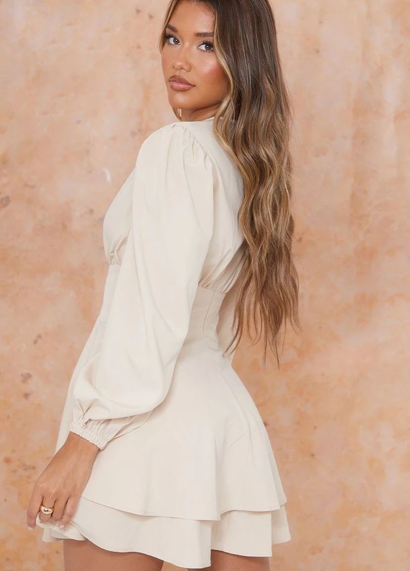 Бежева сукня PrettyLittleThing