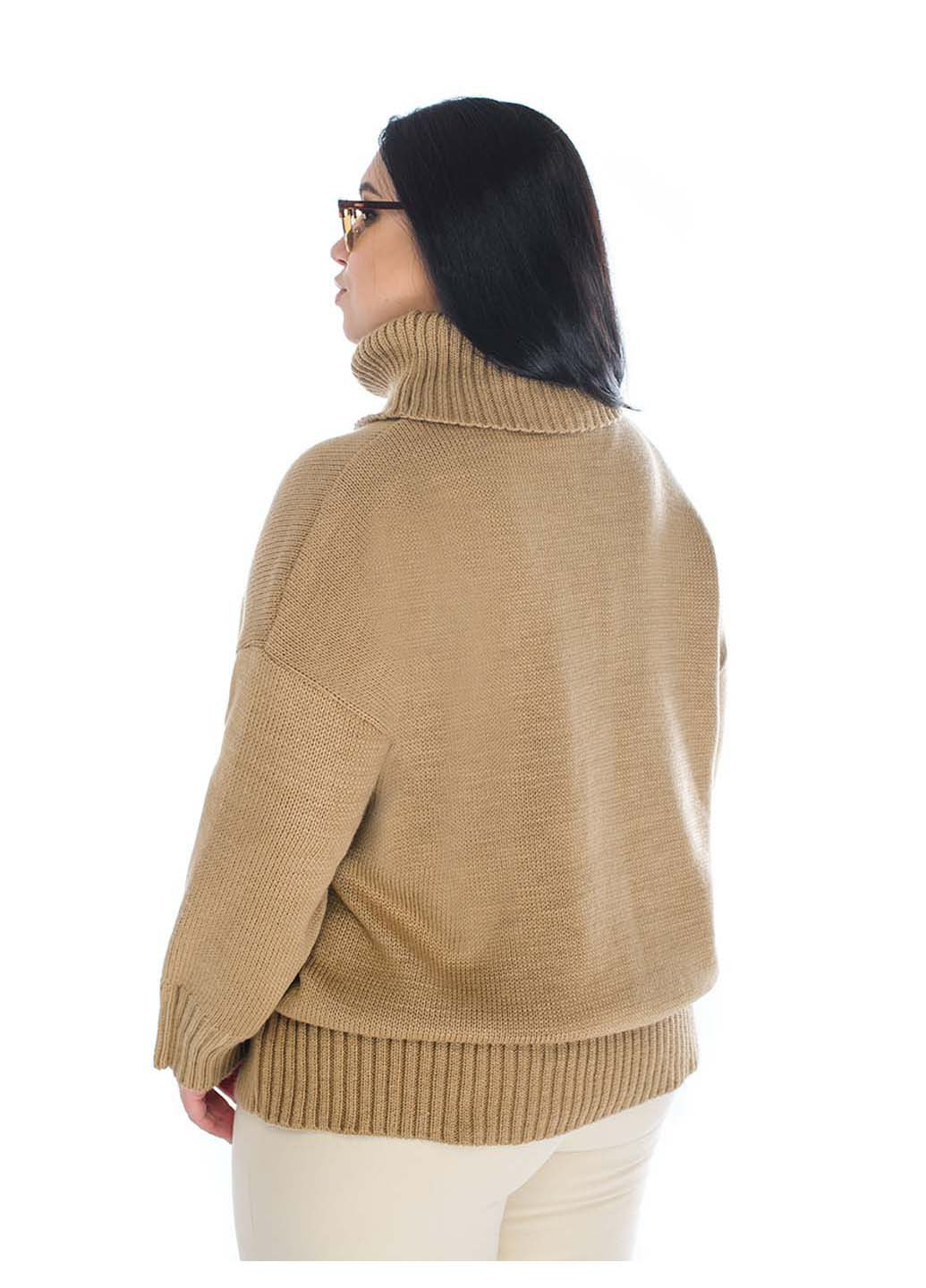 Бежевый демисезонный свитер SVTR