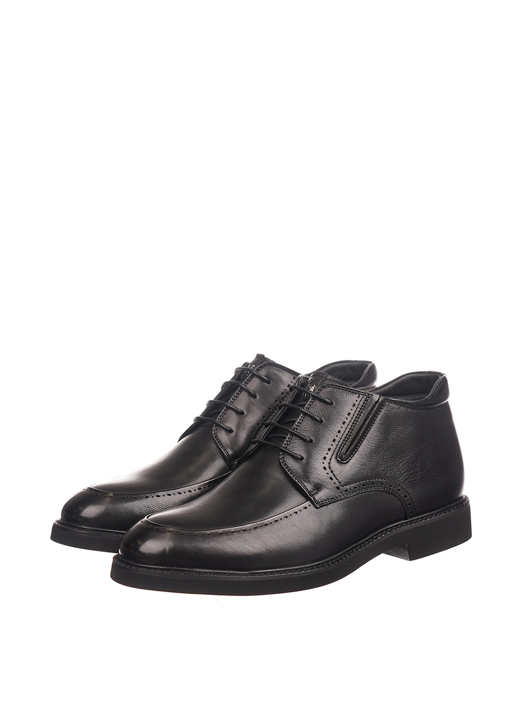 Черные зимние ботинки Cosottinni