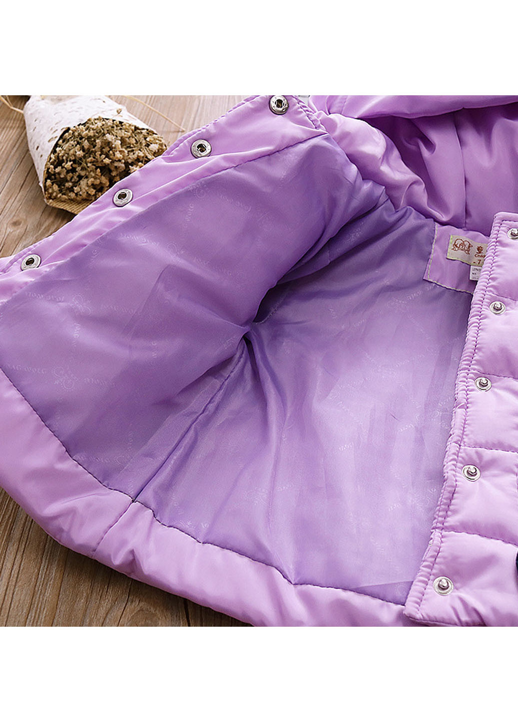 Фиолетовая демисезонная куртка No Brand