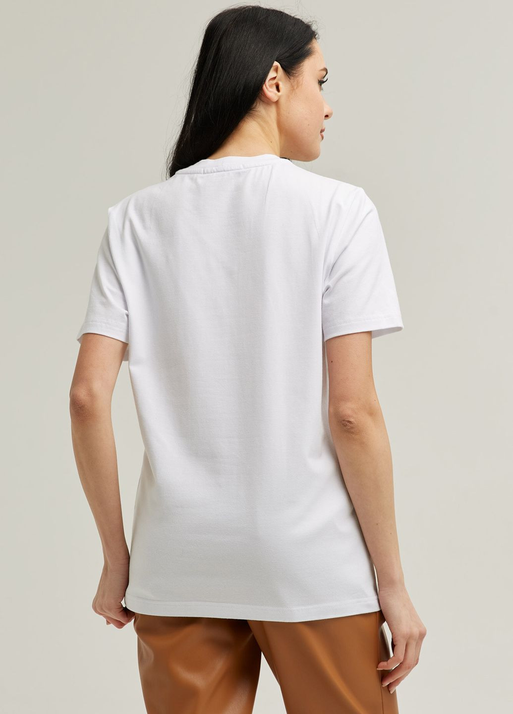 Белая летняя футболка Garne