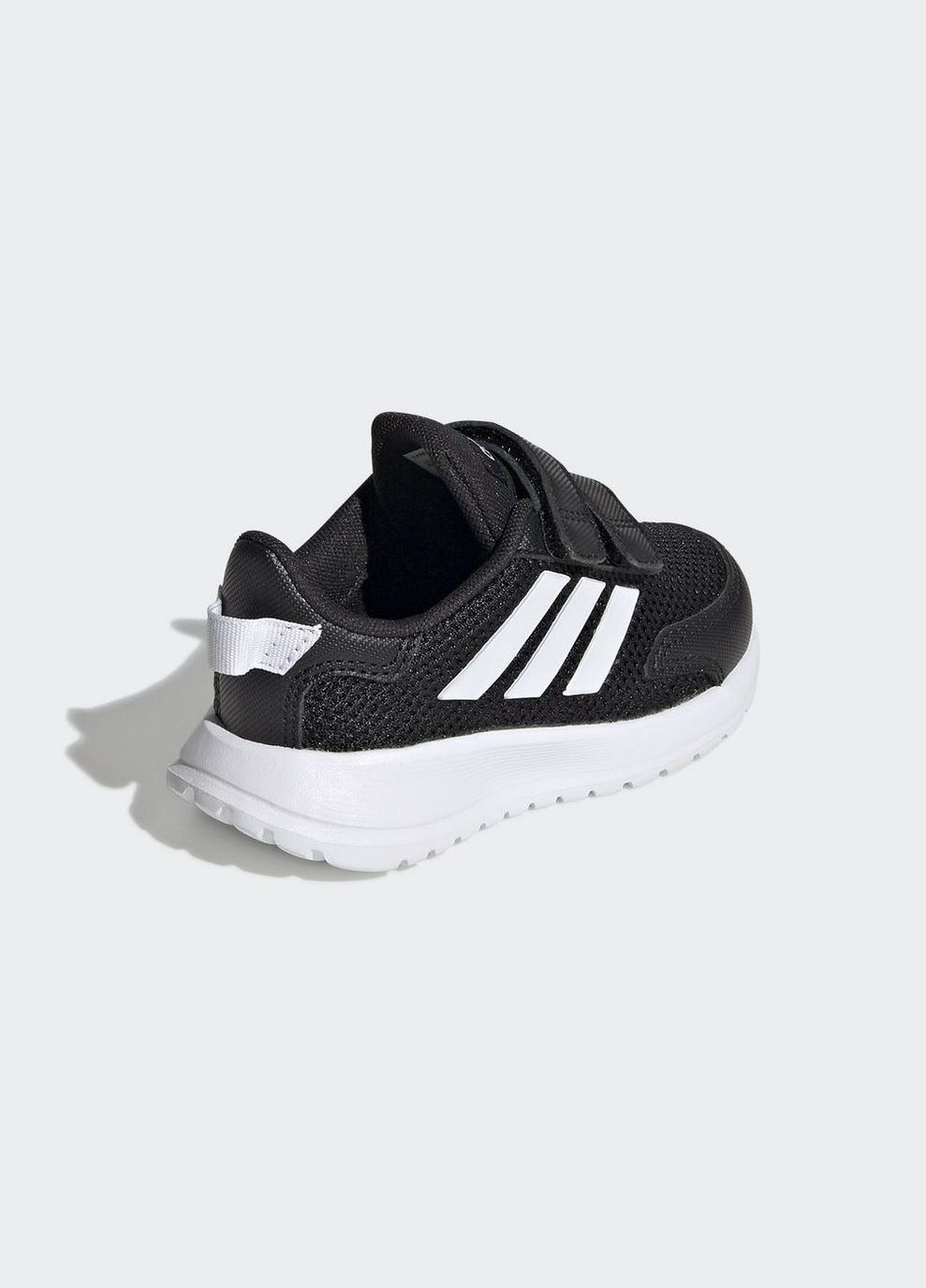 Чорні всесезонні дитячі кросівки tensaur run i eg4142 adidas