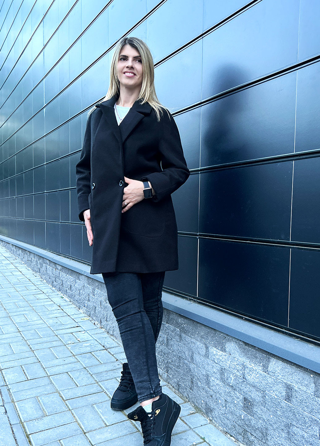 Черное демисезонное Женское кашемировое пальто Fashion Girl