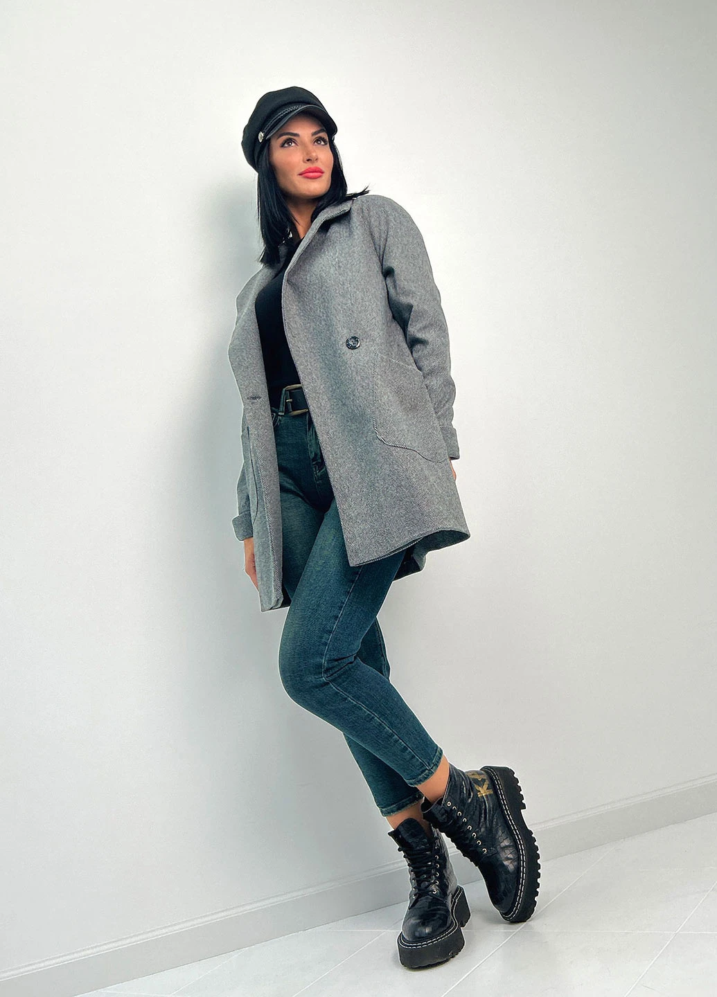 Графитовое демисезонное Женское кашемировое пальто Fashion Girl