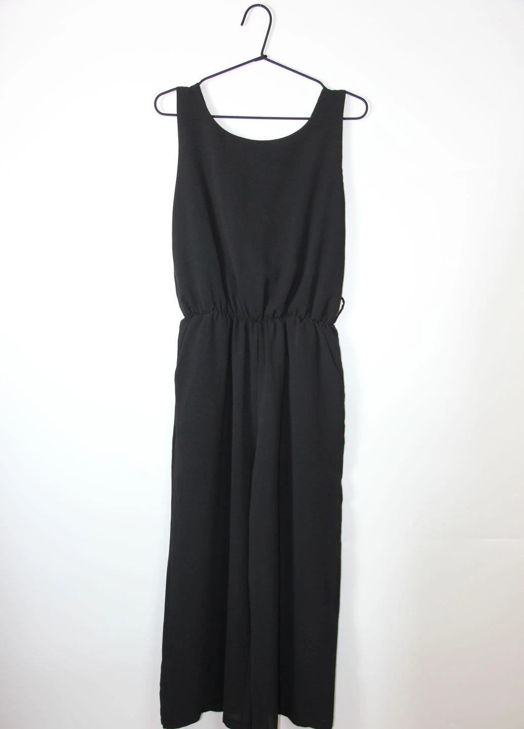 Черное платье Boohoo
