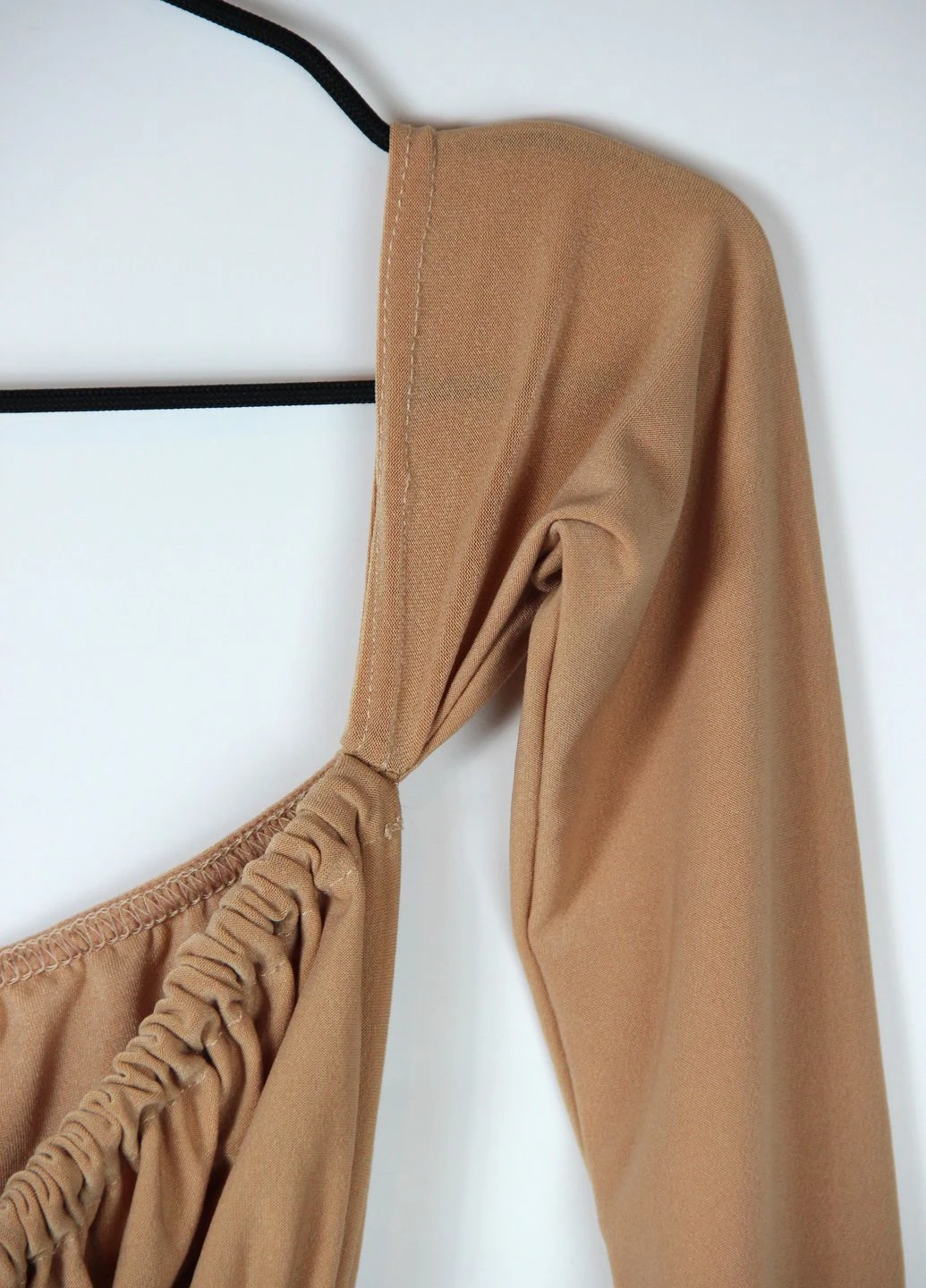 Бежевое платье Asos
