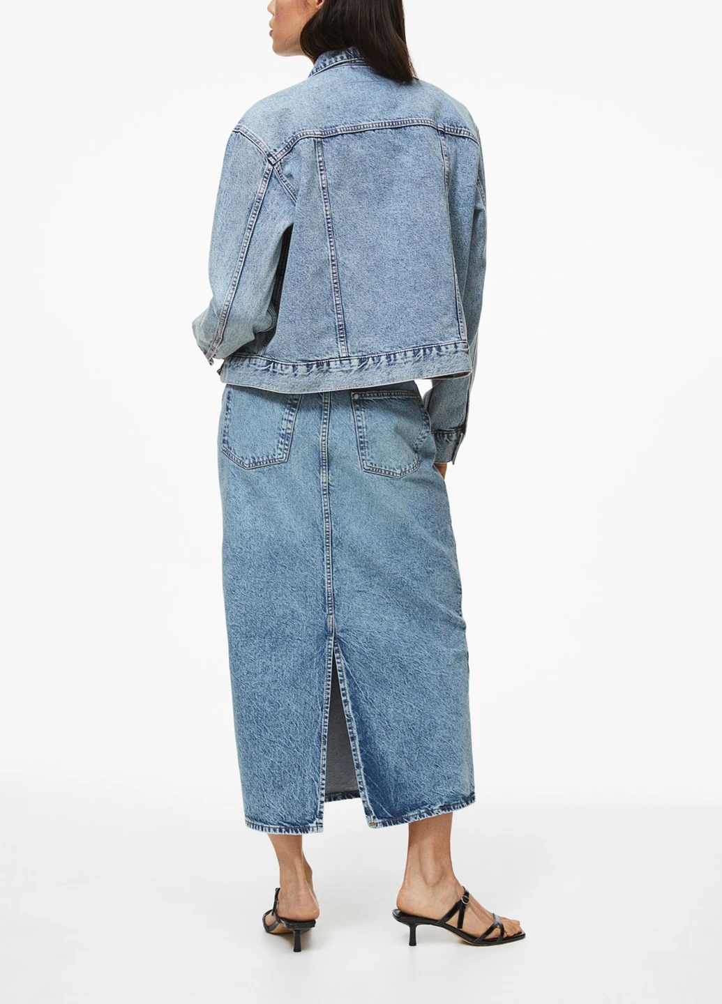 Блакитна демісезонна куртка H&M