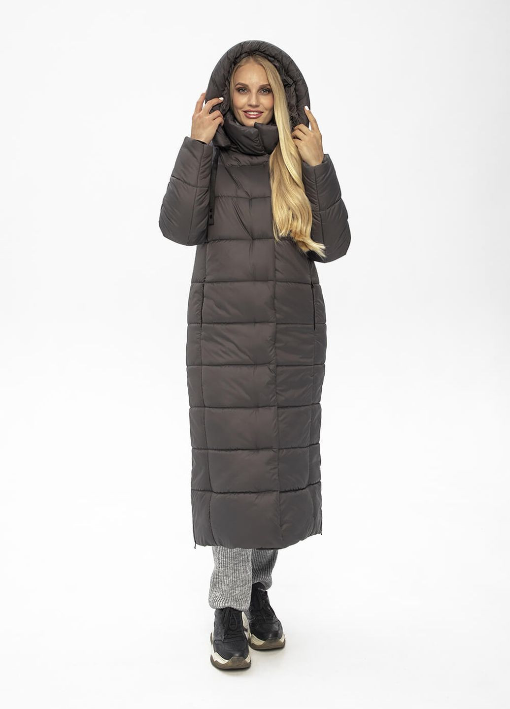 Сіра зимня куртка-пальто з капюшоном агата MioRichi