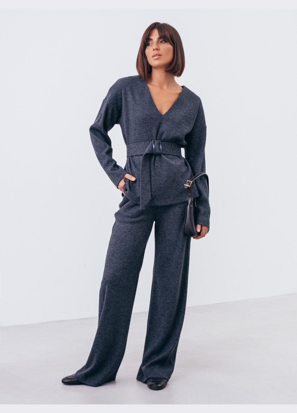 брючний костюм темно-синього кольору зі світшотом Dressa (265329485)