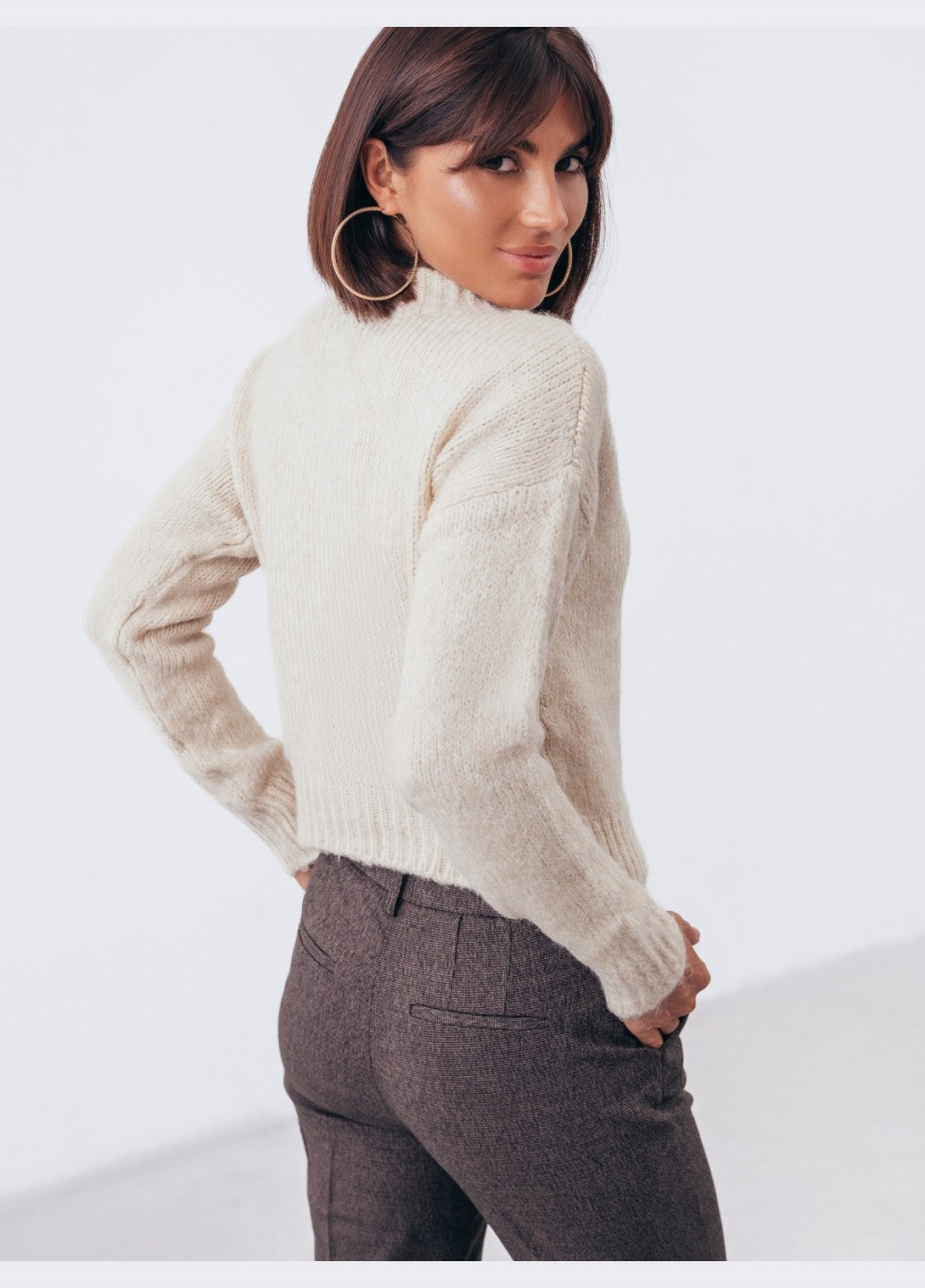 Молочний молочний светр дрібної в'язки Dressa