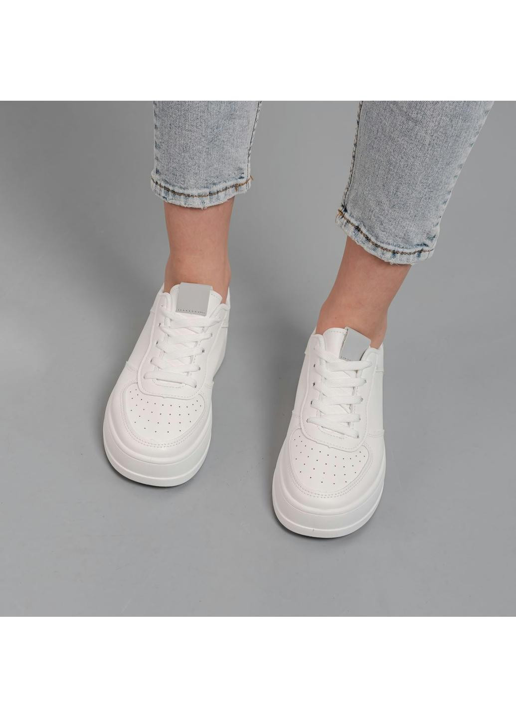 Белые демисезонные кроссовки женские sandy 3952 235 белый Fashion