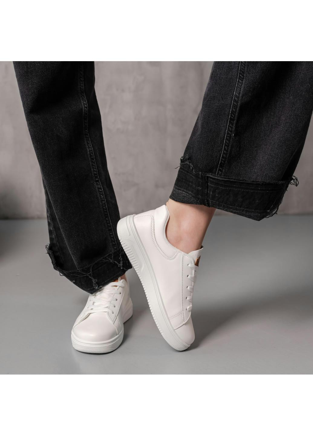 Белые демисезонные кроссовки женские sandra 3946 24 белый Fashion