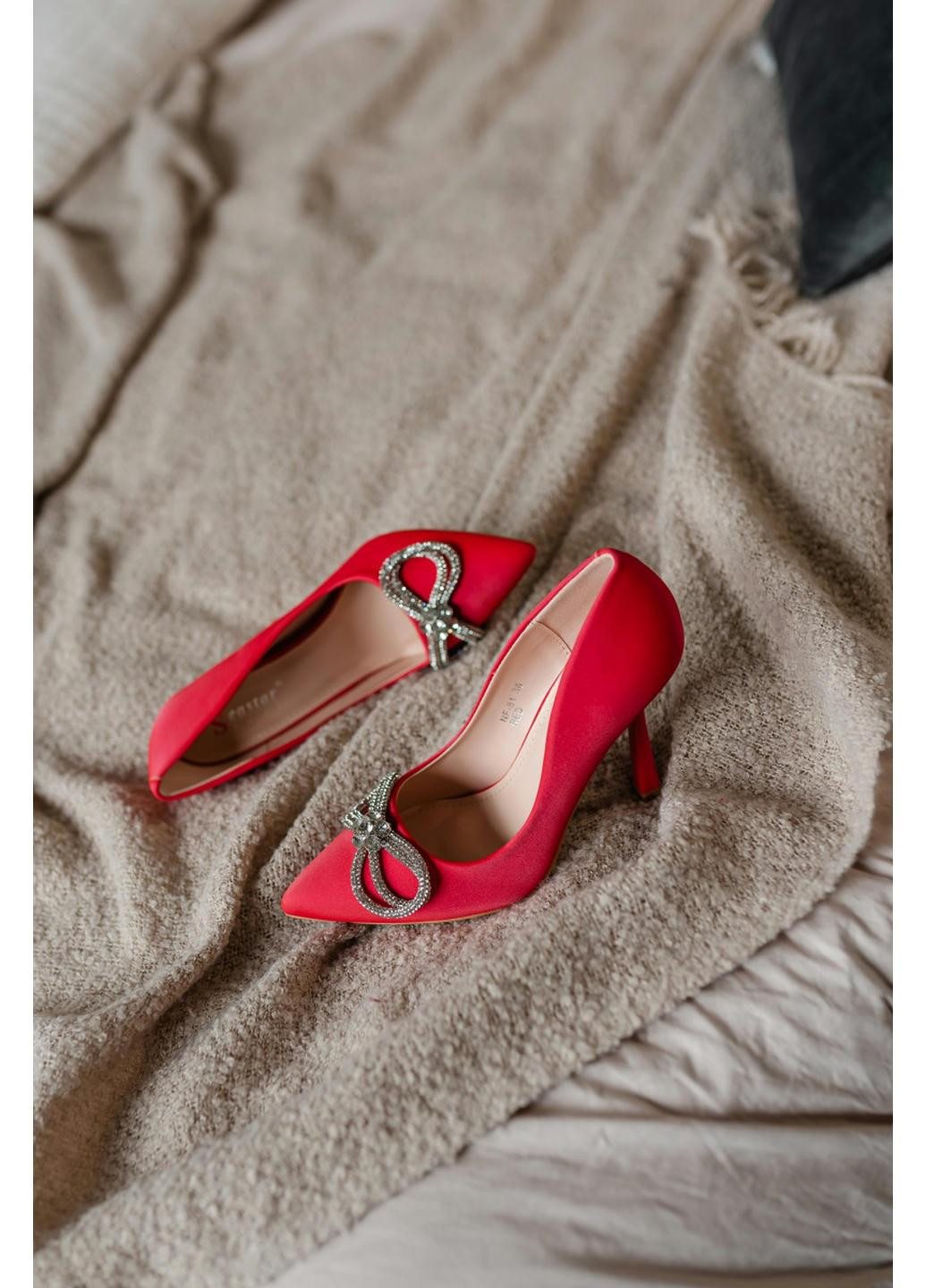 Жіночі туфлі Bow 3957 24 Червоний Fashion (265391507)