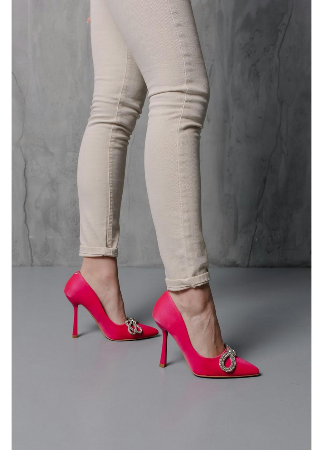 Жіночі туфлі Bow 3995 24 5 Рожевий Fashion (265391504)
